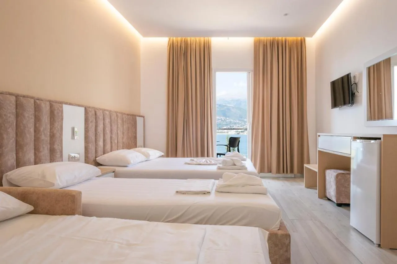 Seaside Hotel Himarë